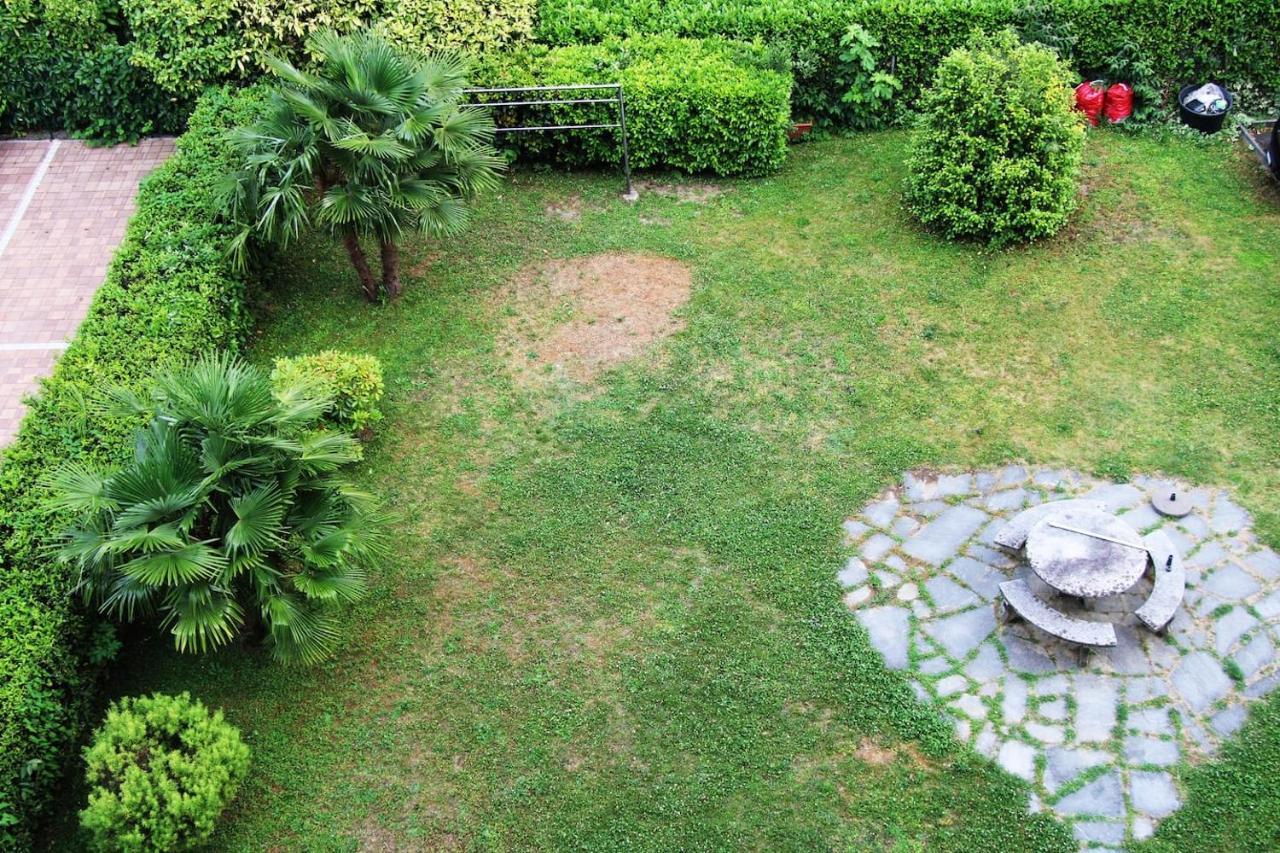 New & Modern Apartment With Beautiful Lake View! Lugano Eksteriør billede